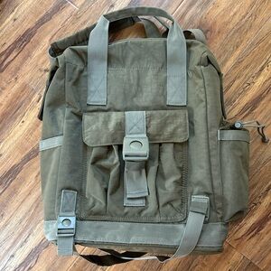 Tommy Bahama Convertible Backpack in Military Army Green / Olive